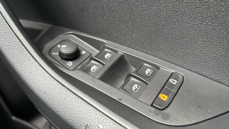 Skoda Karoq 1.5 TSI SE Drive 5dr DSG Petrol Estate